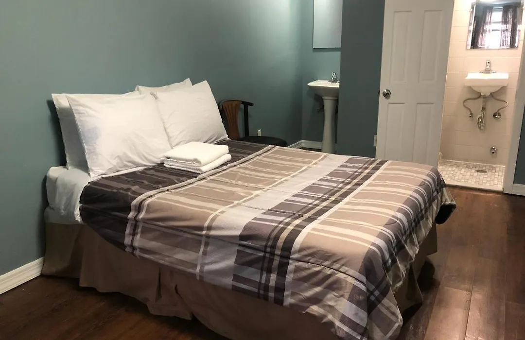 Chelsea International Hostel-1