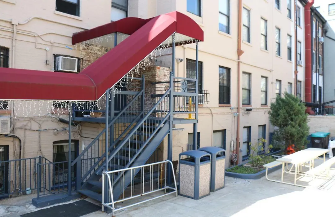 Chelsea International Hostel-1