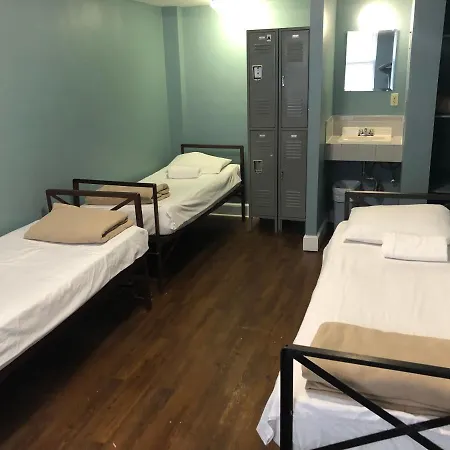 Chelsea International Hostel-3